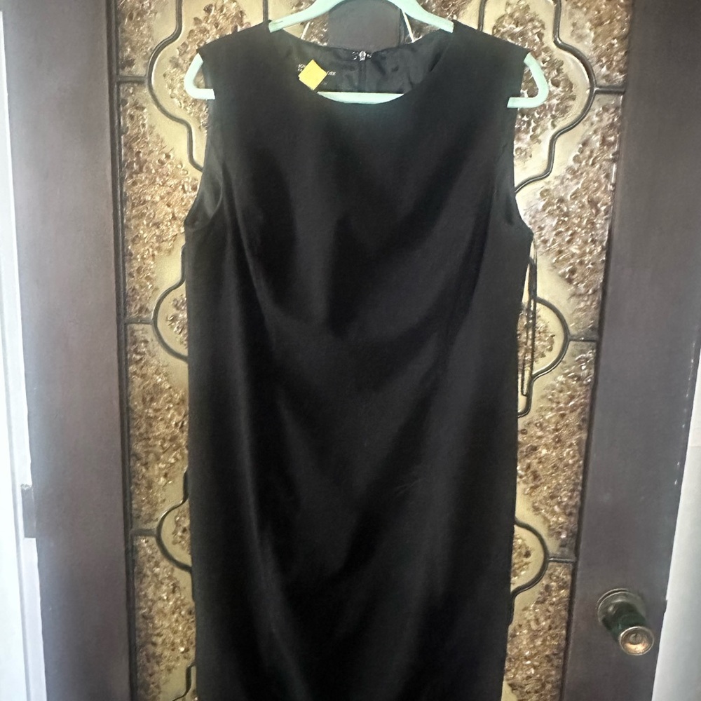 Jones New York Classic Black Midi Dress